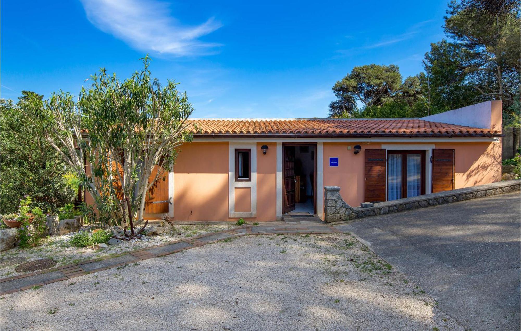 Awesome Home In וולי לוסיניי מראה חיצוני תמונה