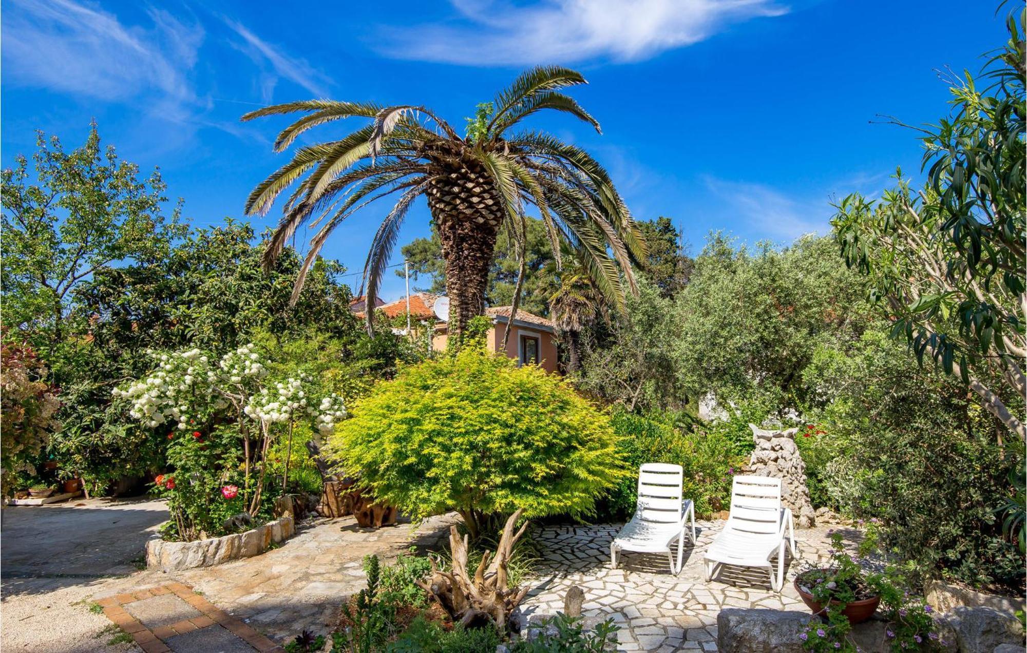 Awesome Home In וולי לוסיניי מראה חיצוני תמונה