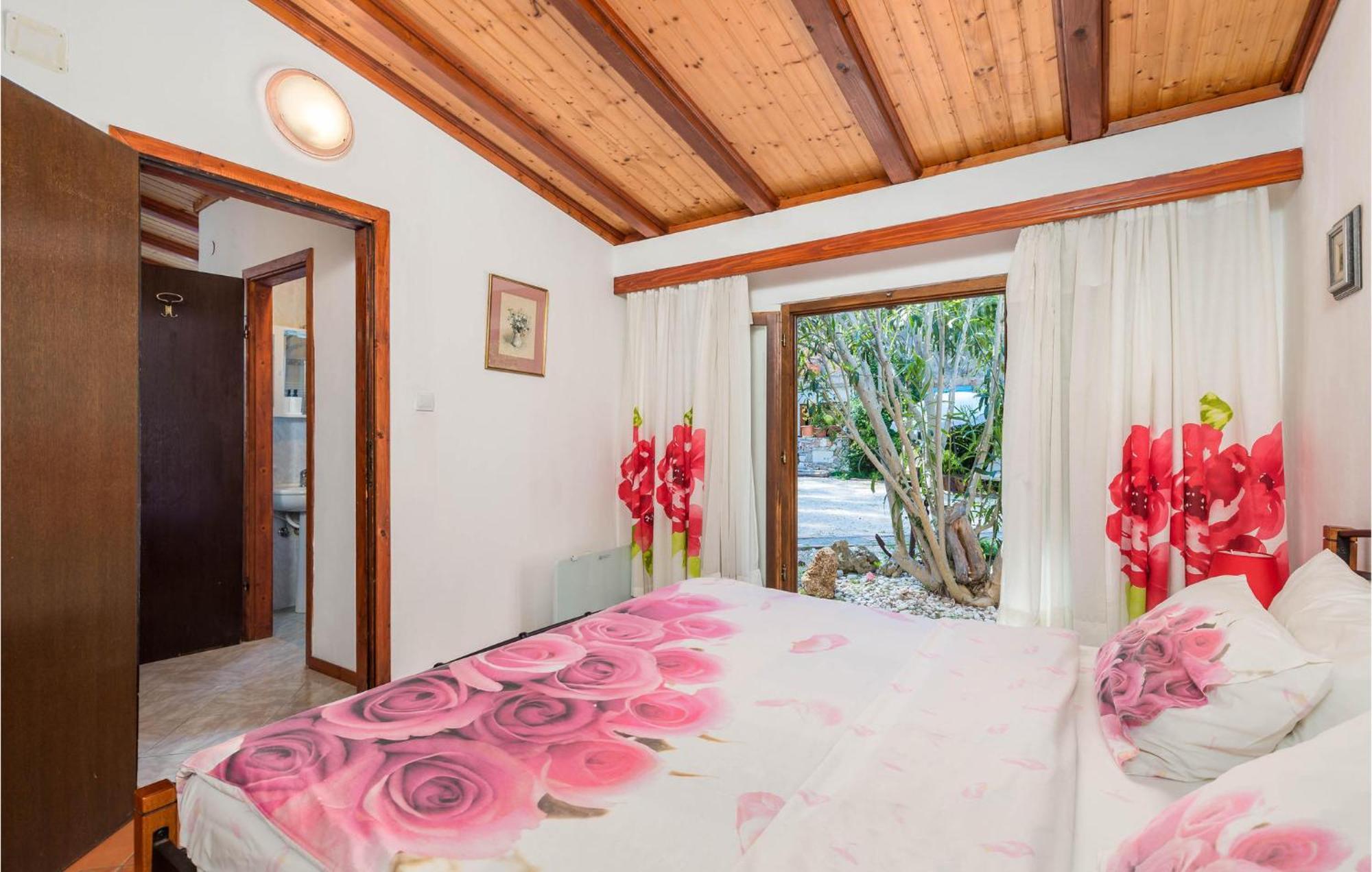Awesome Home In וולי לוסיניי מראה חיצוני תמונה